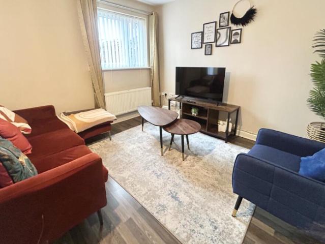 4 bedroom house to rent