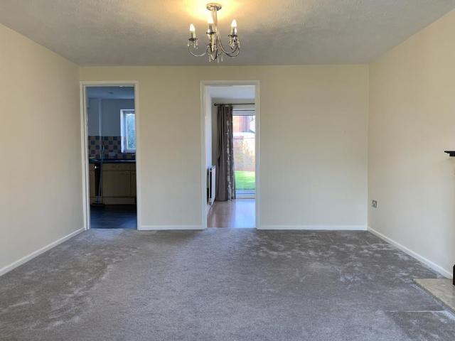 4 bedroom house to rent