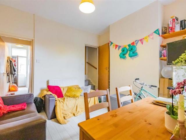 4 bedroom house to rent
