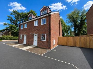4 bedroom house to rent