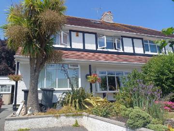 4 bedroom house to rent