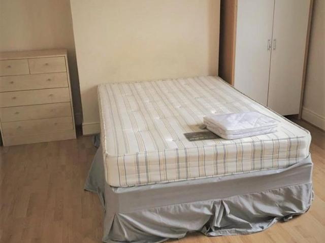 4 bedroom house to rent