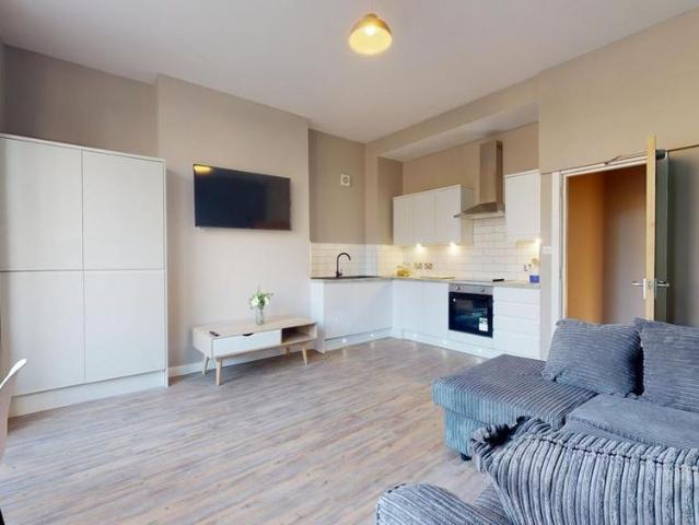 4 bedroom house to rent