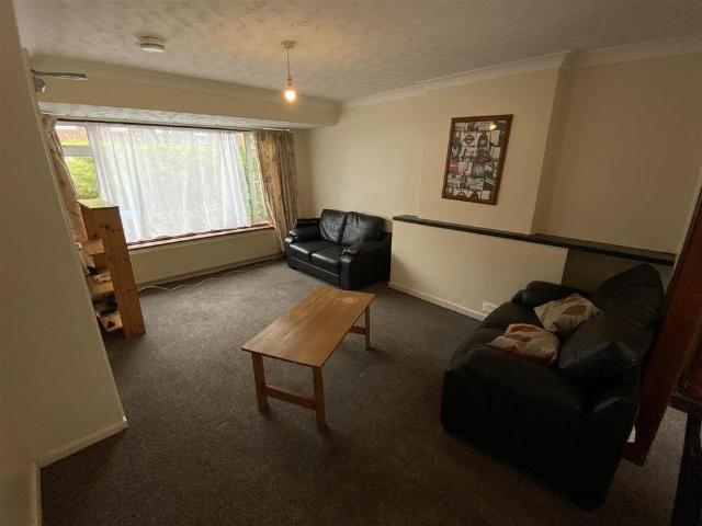 4 bedroom house to rent