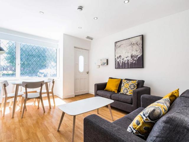 4 bedroom house to rent