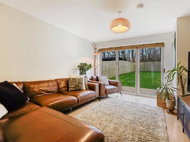 4 bedroom house to rent