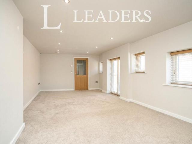 4 bedroom house to rent