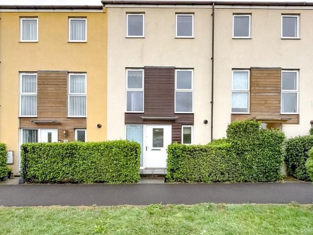 4 bedroom house to rent