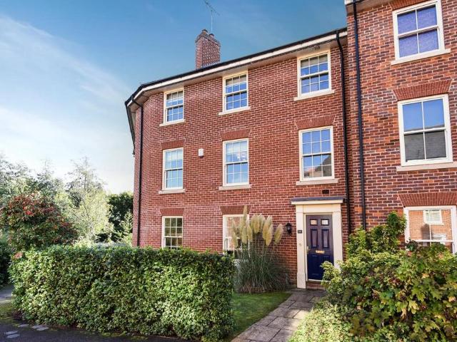 4 bedroom house to rent