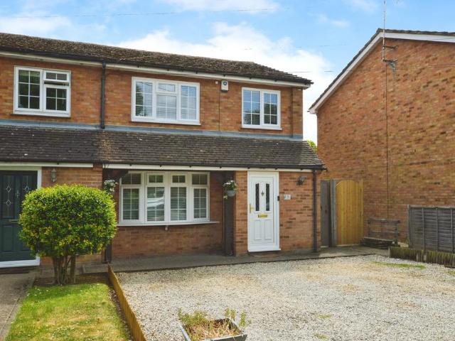 4 bedroom house to rent