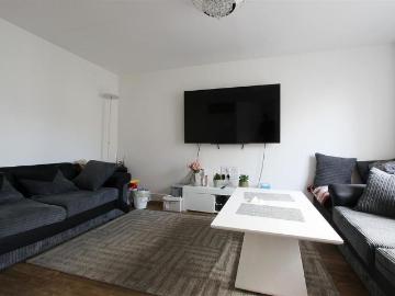 4 bedroom house to rent