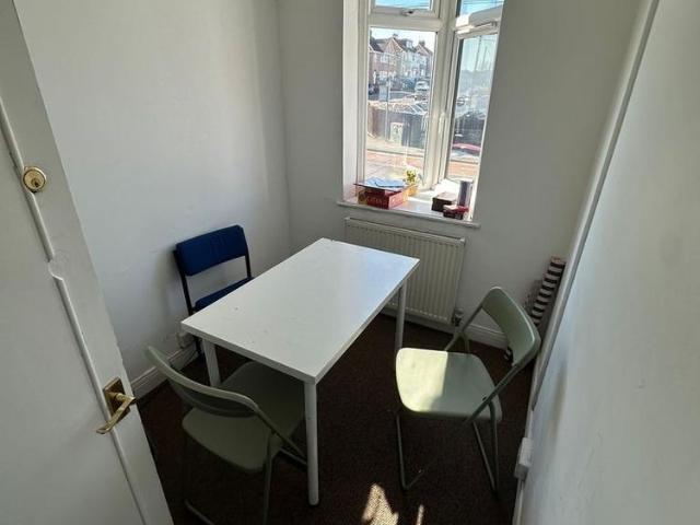 4 bedroom house to rent
