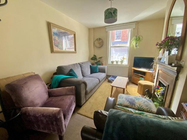 4 bedroom house to rent