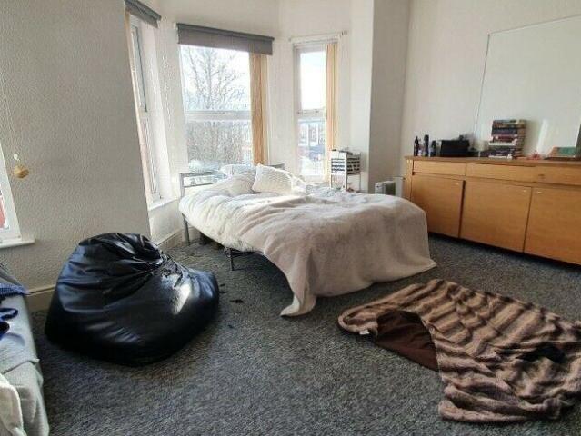 4 bedroom house to rent
