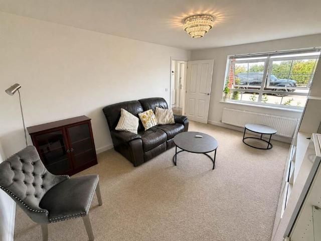 4 bedroom house to rent