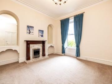 4 bedroom house to rent