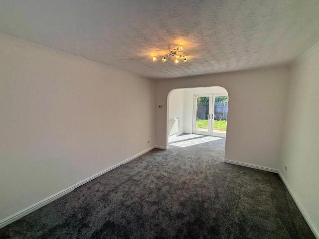 4 bedroom house to rent