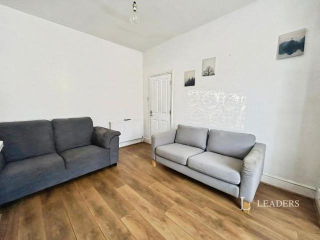 4 bedroom house to rent