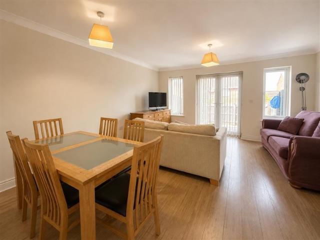 4 bedroom house to rent