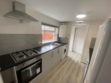 4 bedroom house to rent