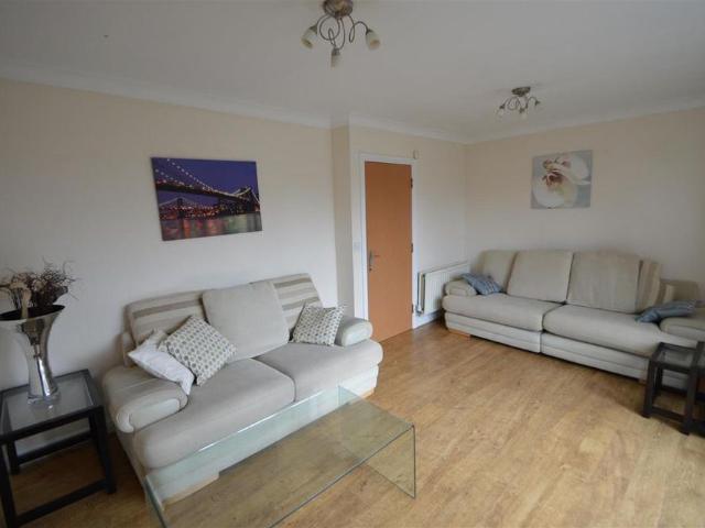 4 bedroom house to rent