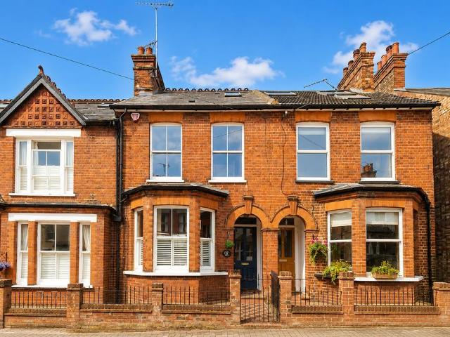 4 bedroom house to rent