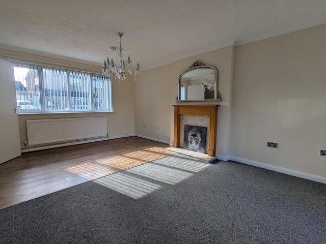 4 bedroom house to rent