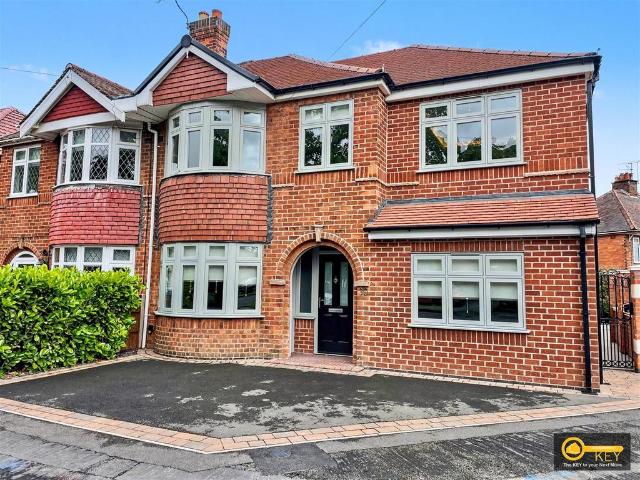 4 bedroom house to rent