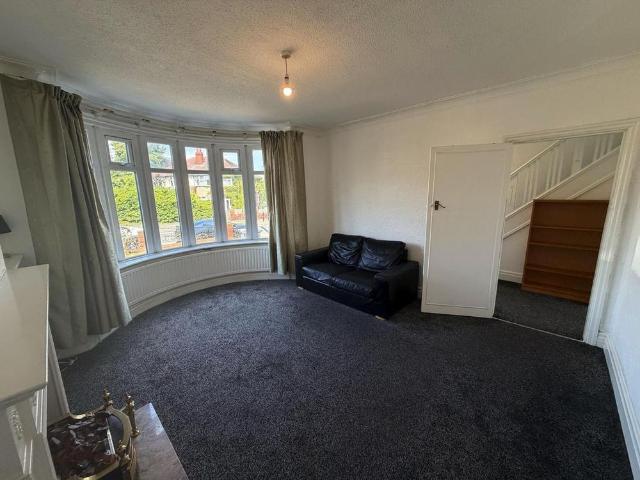 4 bedroom house to rent