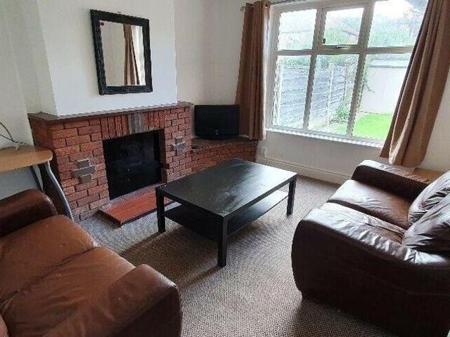 4 bedroom house to rent