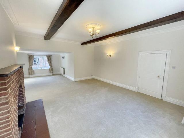 4 bedroom house to rent