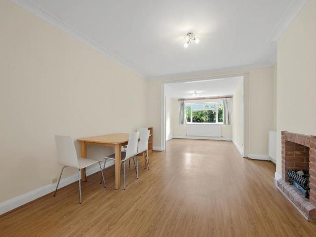 4 bedroom house to rent