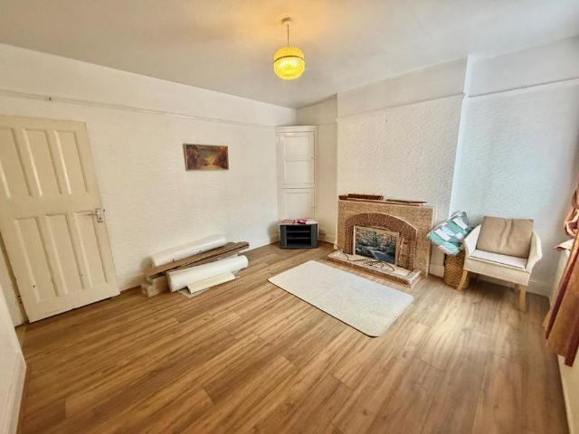 4 bedroom house to rent