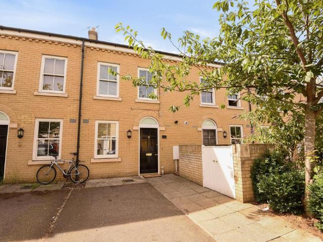 4 bedroom house to rent