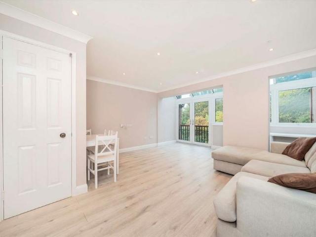 4 bedroom house to rent