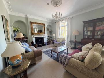 4 bedroom house to rent
