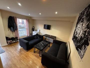 4 bedroom house to rent