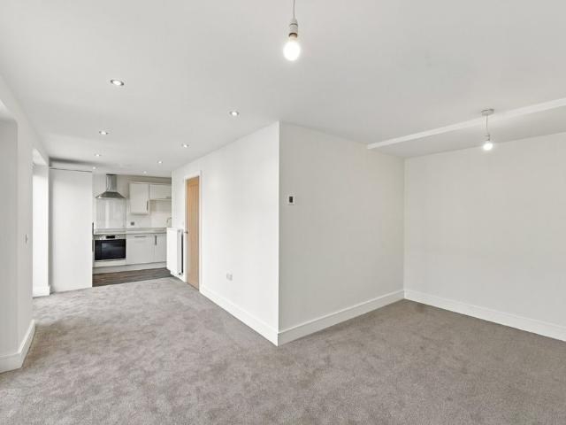 4 bedroom house to rent