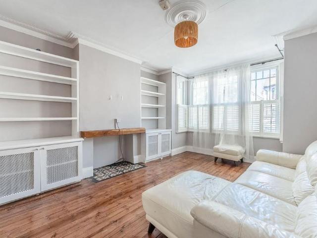 4 bedroom house to rent