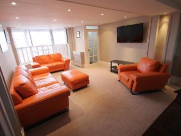 4 bedroom house to rent