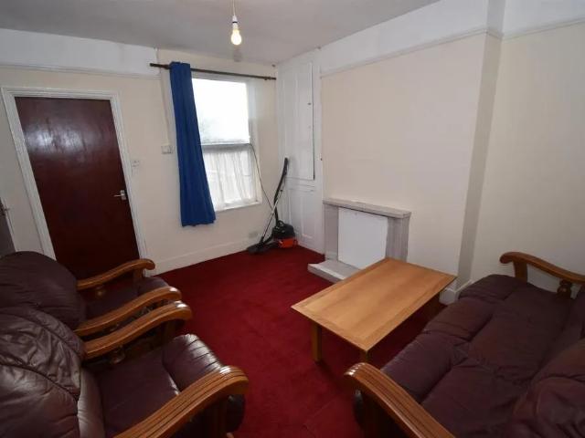 4 bedroom house to rent