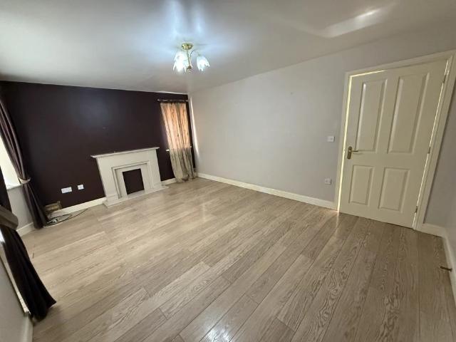 4 bedroom house to rent