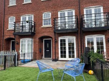 4 bedroom house to rent