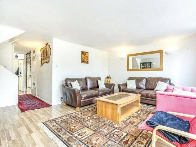 4 bedroom house to rent