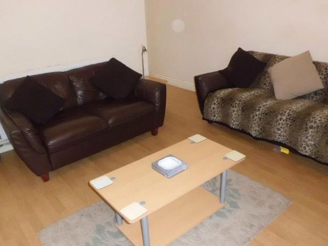 4 bedroom house to rent