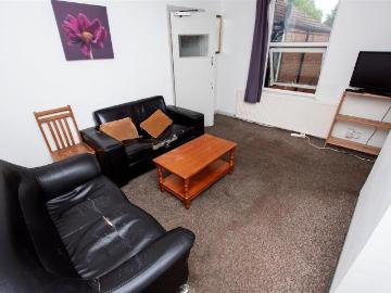4 bedroom house to rent