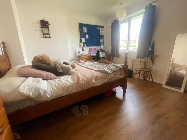 4 bedroom house to rent