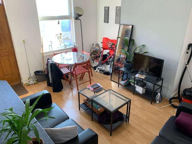 4 bedroom house to rent