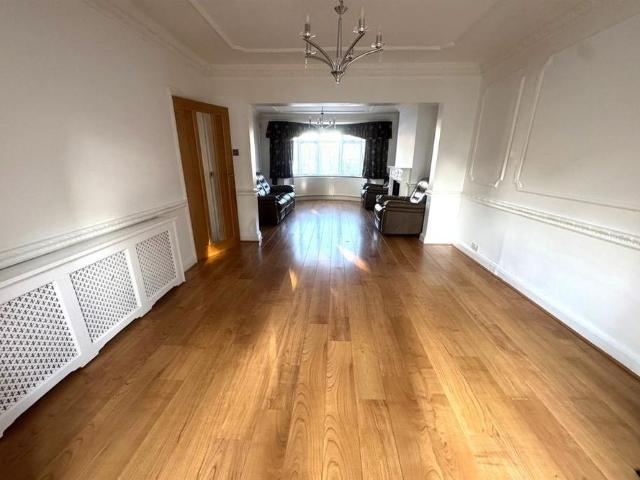4 bedroom house to rent