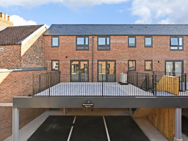 4 bedroom house to rent